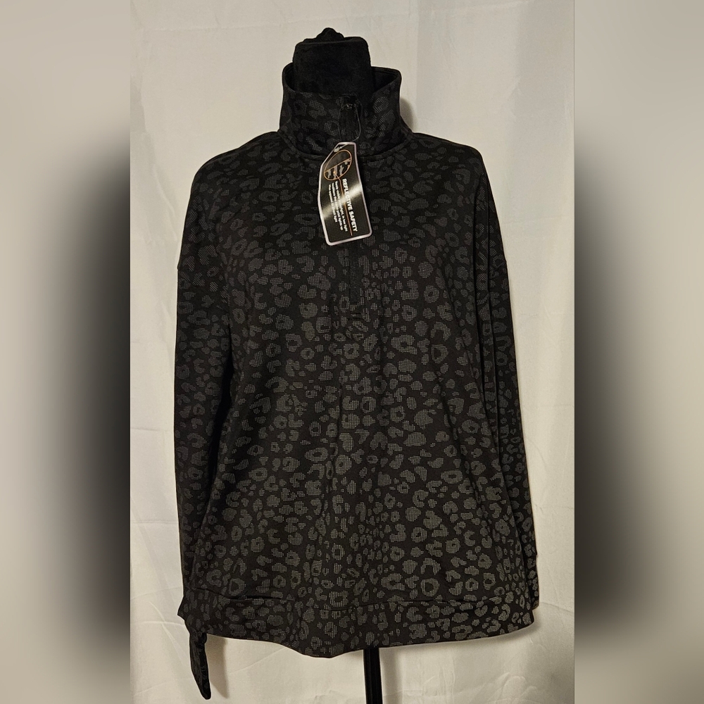 Avia Womens NWT sz L 12/14 Reflective Pullover